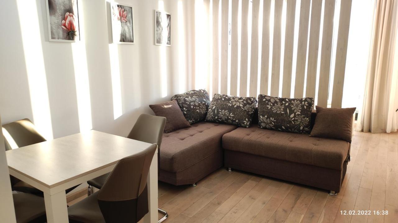 Apartments Beatrice Рафаїловичі Екстер'єр фото