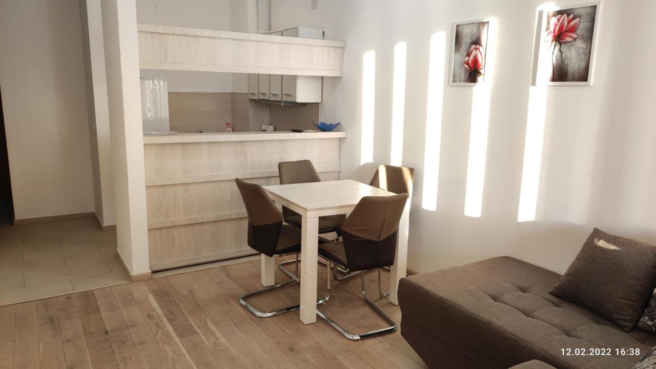 Apartments Beatrice Рафаїловичі Екстер'єр фото