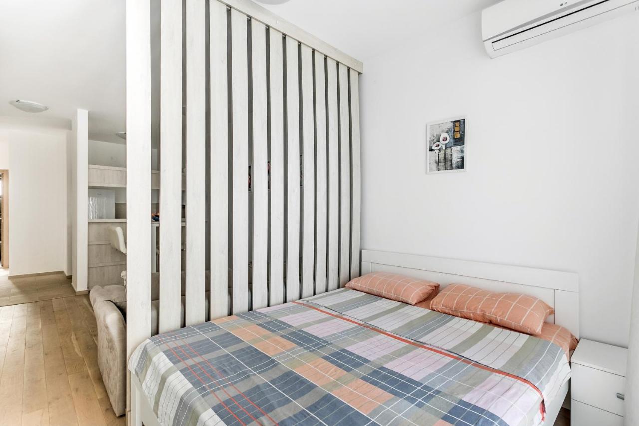 Apartments Beatrice Рафаїловичі Екстер'єр фото