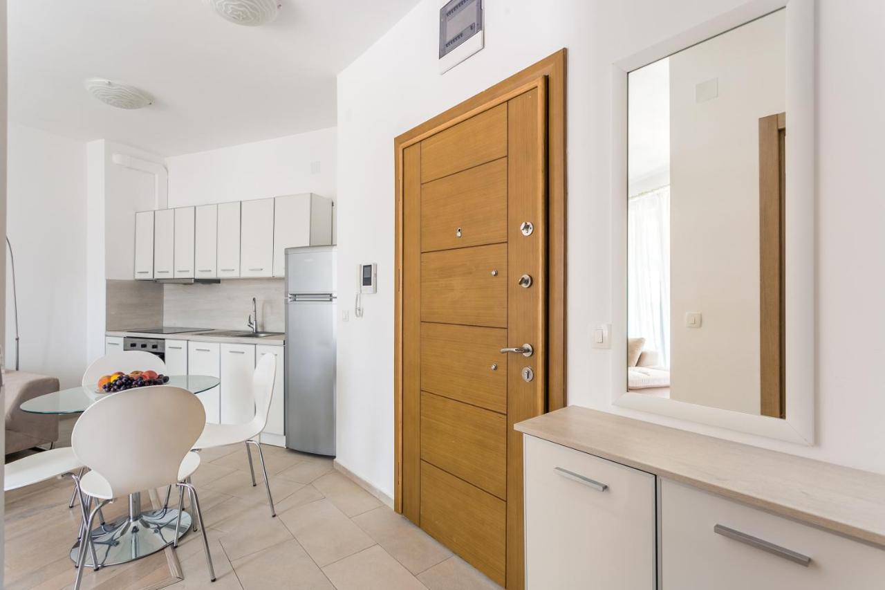 Apartments Beatrice Рафаїловичі Екстер'єр фото