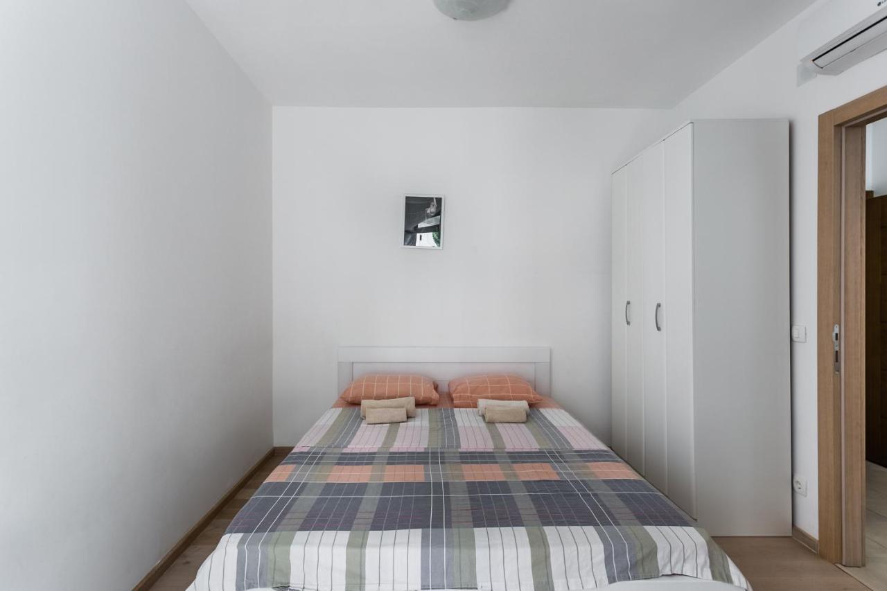 Apartments Beatrice Рафаїловичі Екстер'єр фото