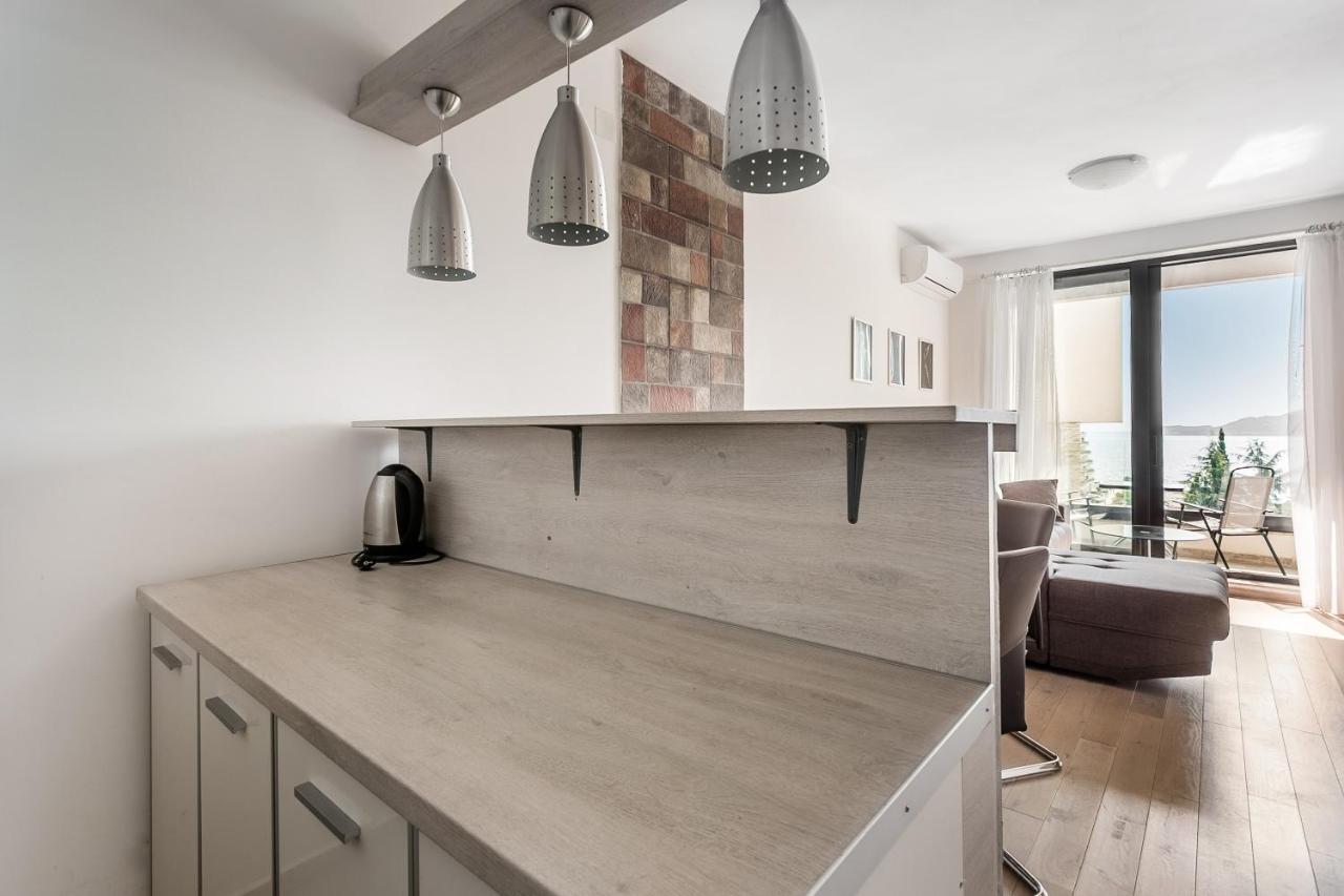 Apartments Beatrice Рафаїловичі Екстер'єр фото